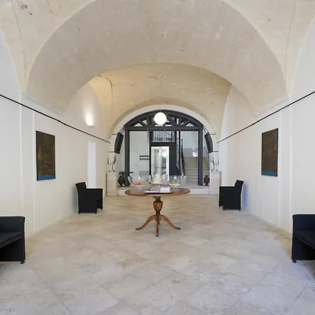 דירה Palazzo Della Torre 003 - Historical Modern