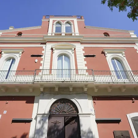 Palazzo Della Torre 003 - Historical Modern בארי