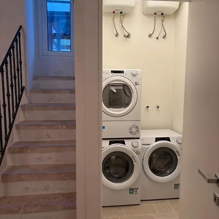 Apartamento Palazzo Della Torre 003 - Historical Modern Bari